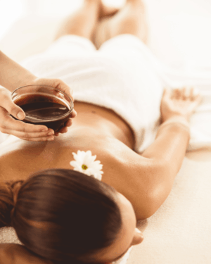 Masaje cuerpo completo relajante o mixto + Chocoterapia espalda